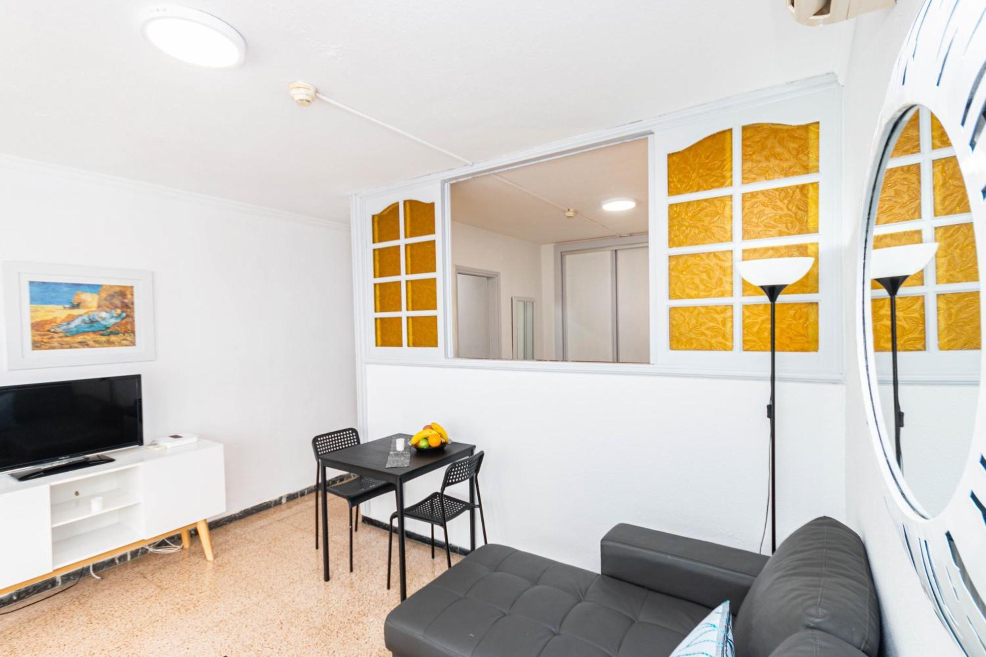 Serenity Yumbo - Europa Appartment 2Min Yumbo - 5Min From Beach - Wifi Free - Air Conditioner - Private Services - Free Welcome Book - Cohote Conserjeria Gran Canaria Плая дел Инглес Екстериор снимка